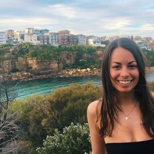 Meet your Posher, Jenna